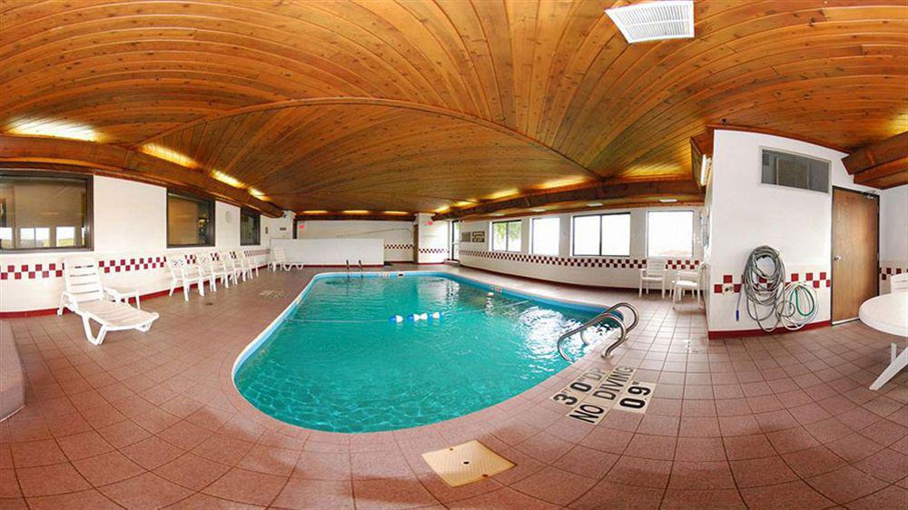 Baymont By Wyndham Ames Hotell Eksteriør bilde